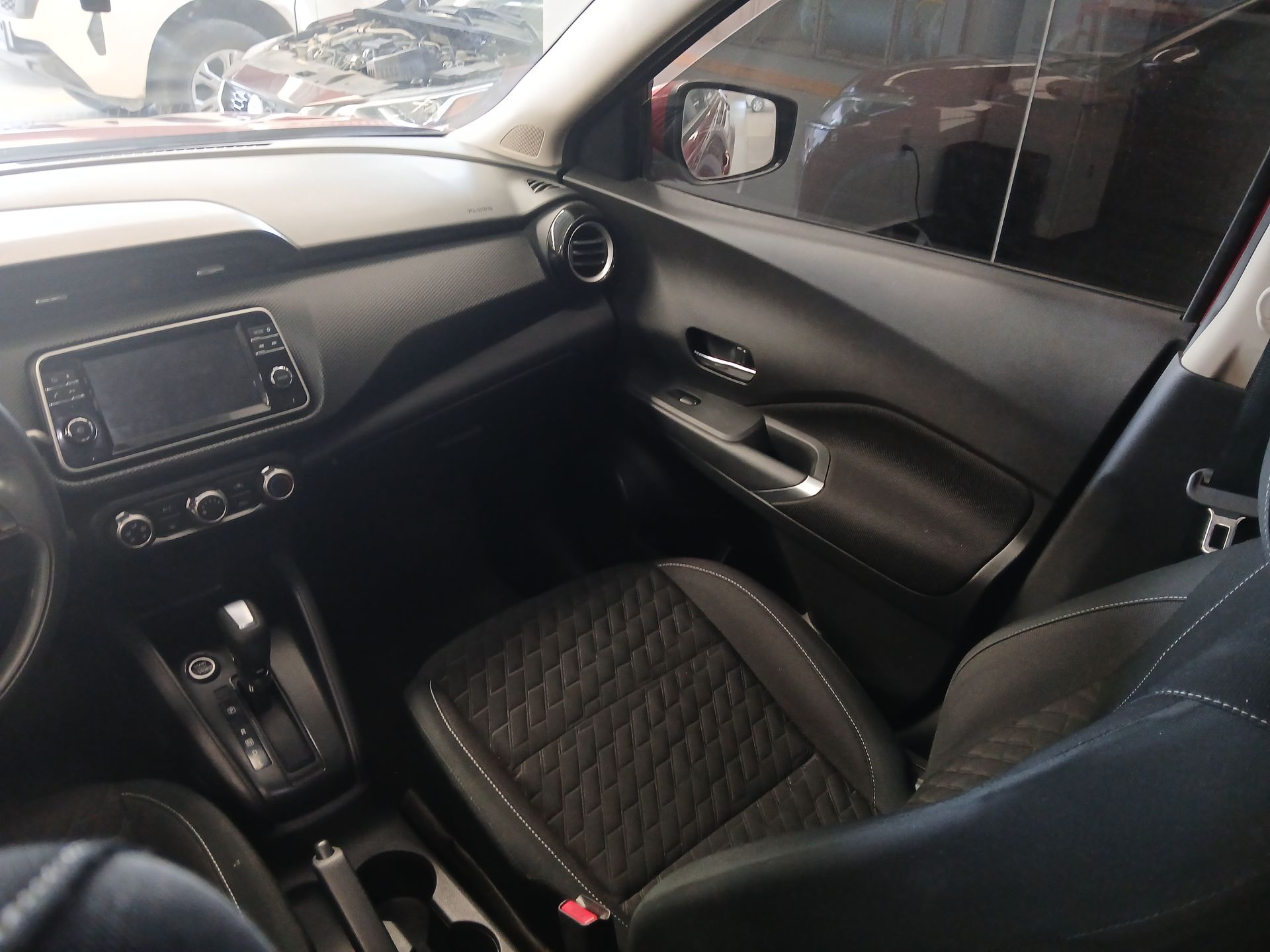 2023 Nissan KICKS KICKS ADVANCE CVT NEGRO