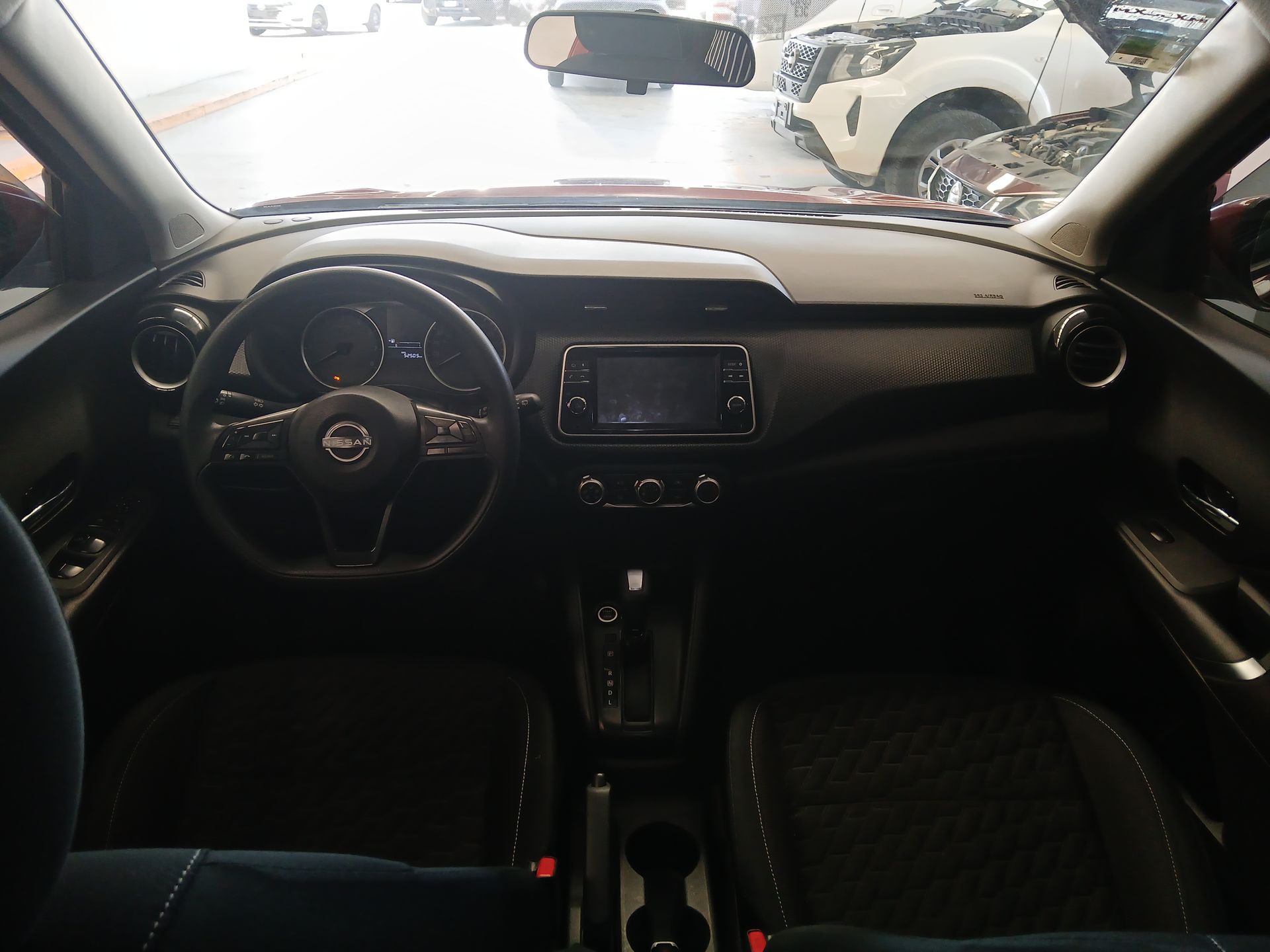 2023 Nissan KICKS KICKS ADVANCE CVT NEGRO