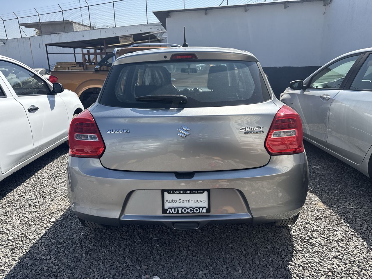 2018 SUZUKI SWIFT GLX TM