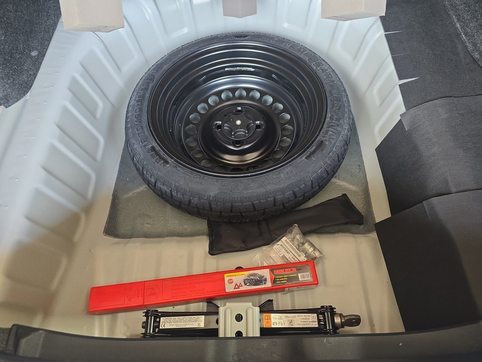 2024 Nissan VERSA ADVANCE CVT 24