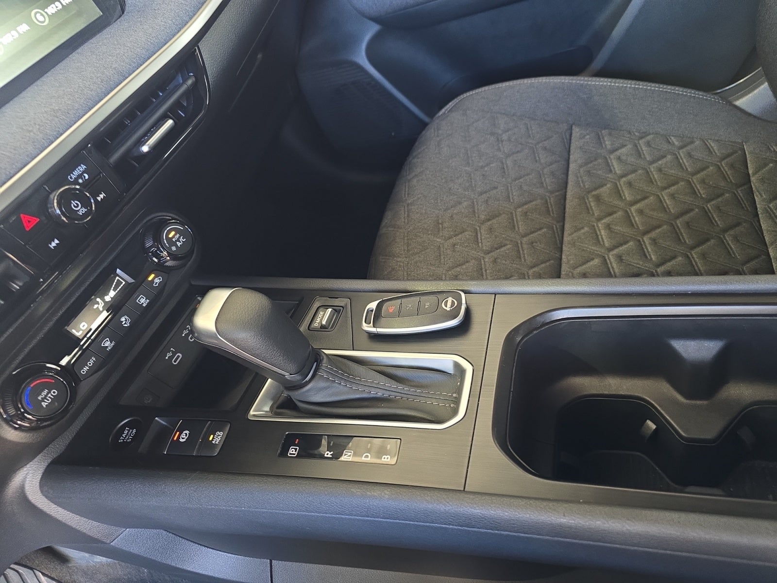 2025 Nissan KICKS KICKS ADVANCE CVT
