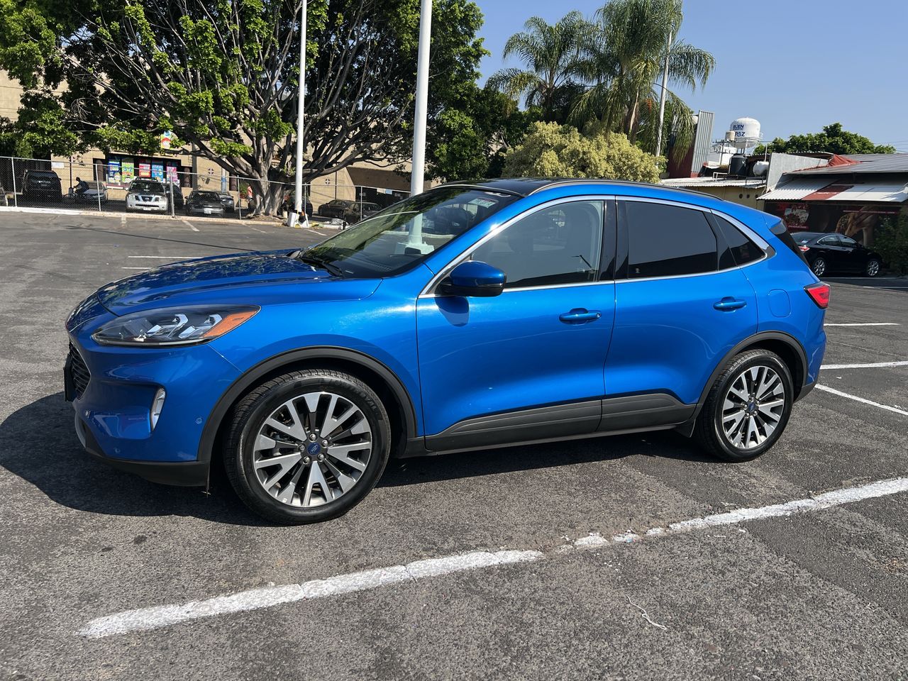 2020 Ford ESCAPE TITANIUM ECOBOOST 2.0L