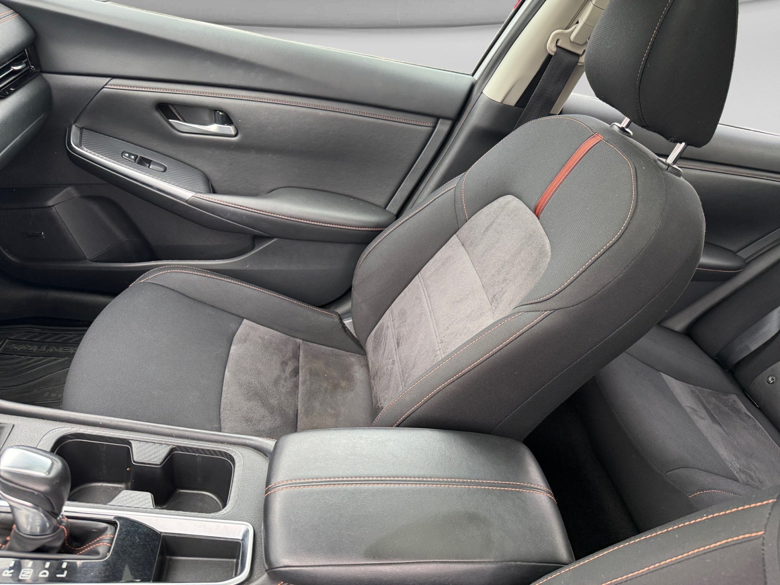 2023 Nissan SENTRA SR CVT 23