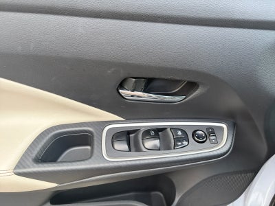 2023 Nissan VERSA EXCLUSIVE CVT 23