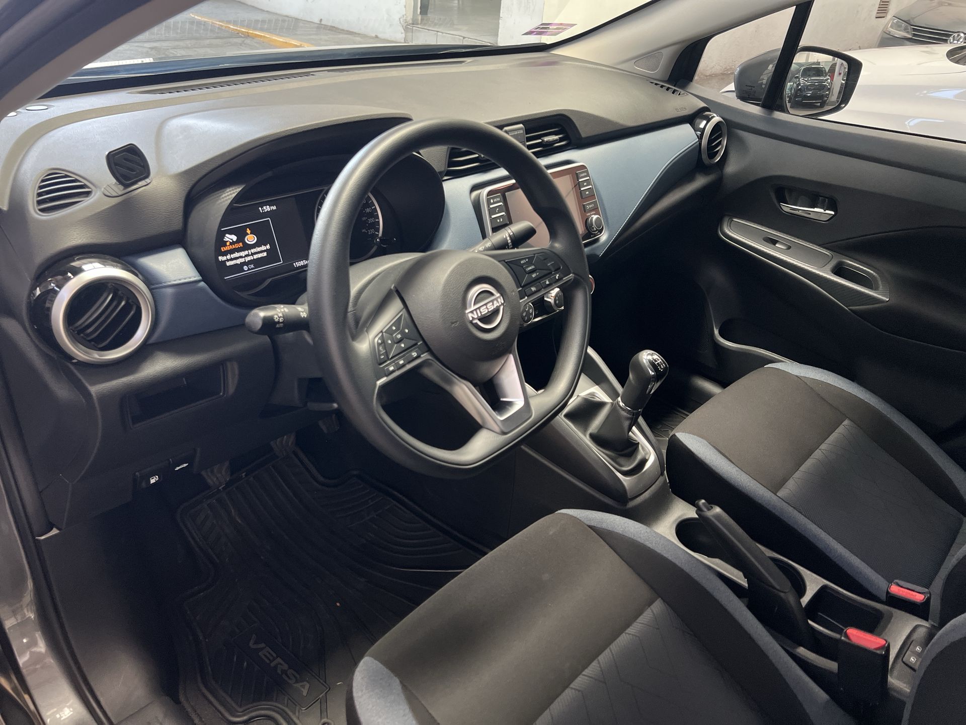 2025 Nissan VERSA ADVANCE MT 25