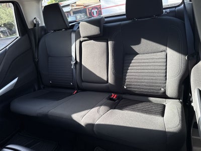 2023 Nissan FRONTIER LE TA 23