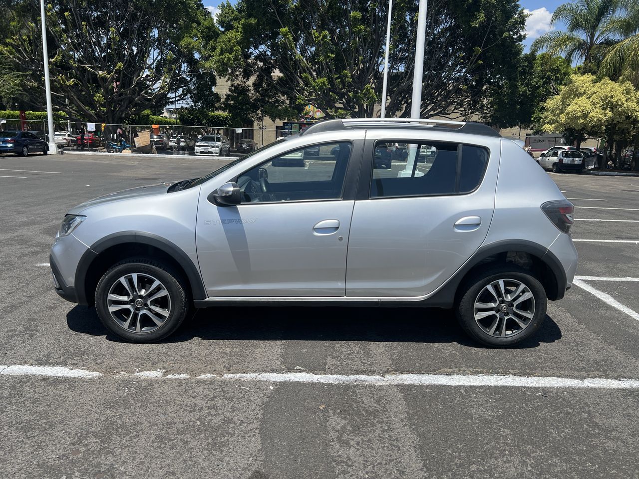 2021 RENAULT STEPWAY INTENS CVT
