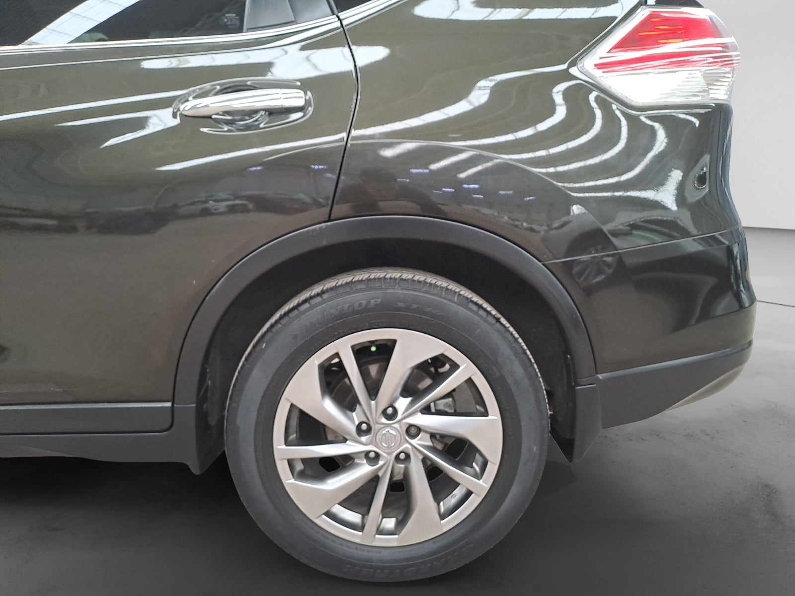 2015 Nissan X-TRAIL XTRAIL ADVANCE 2 FILAS