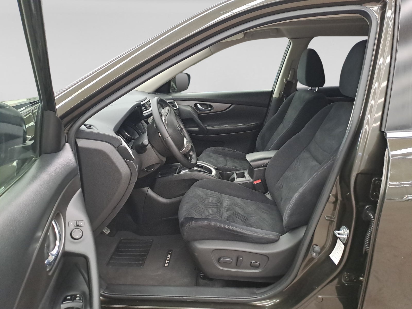 2015 Nissan X-TRAIL XTRAIL ADVANCE 2 FILAS
