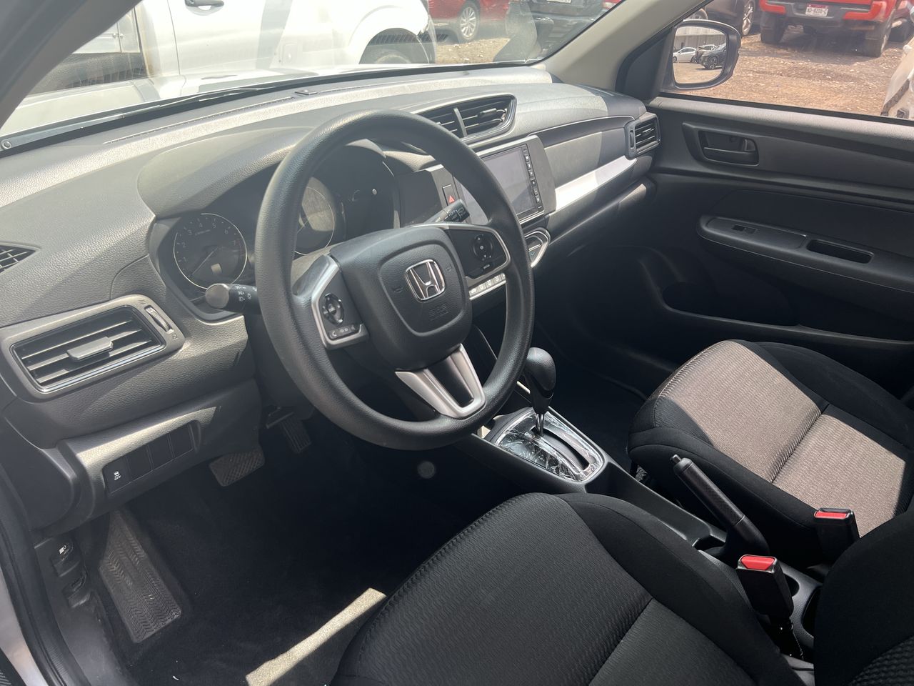 2024 Honda BR-V UNIQ