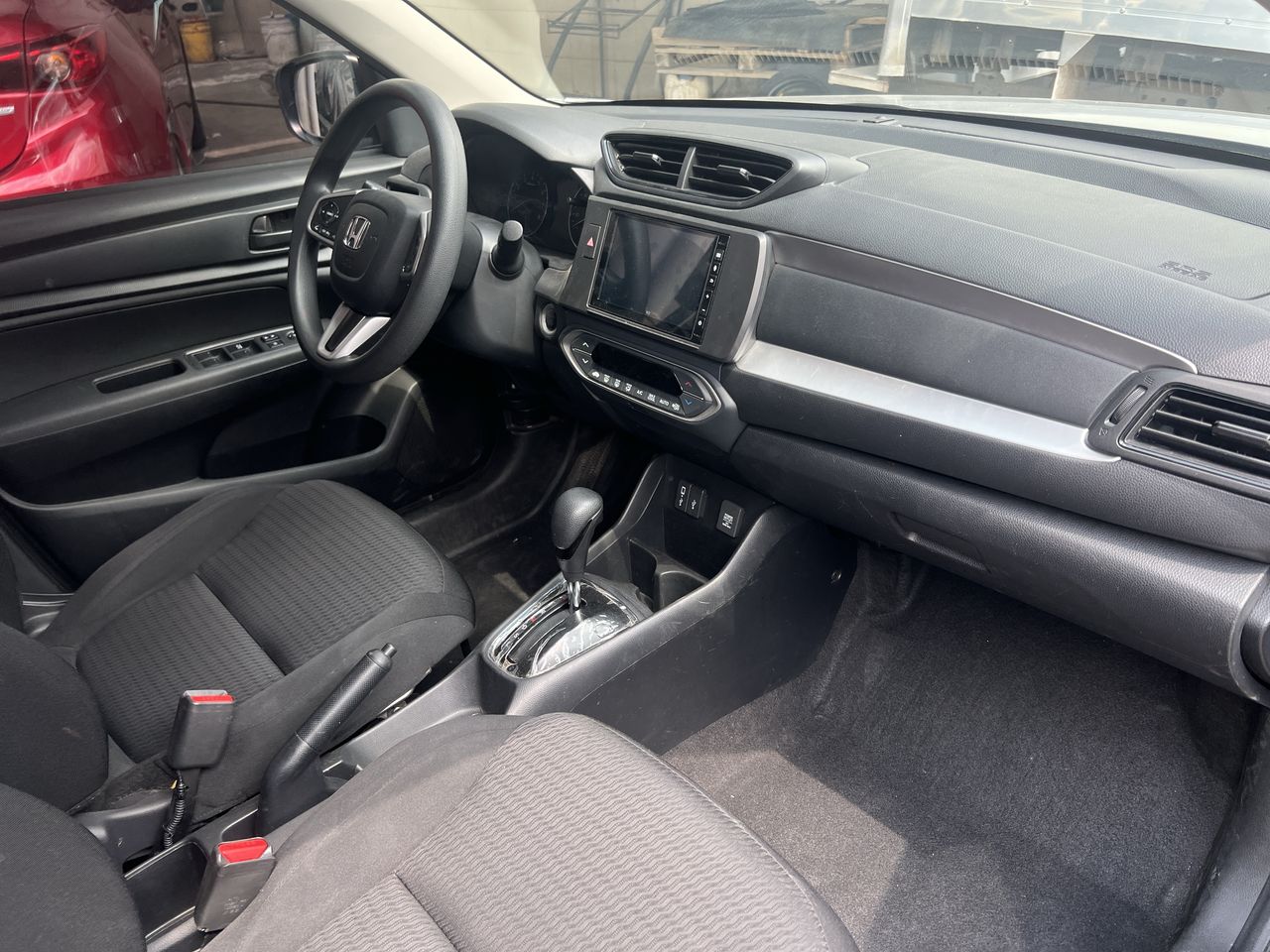 2024 Honda BR-V UNIQ