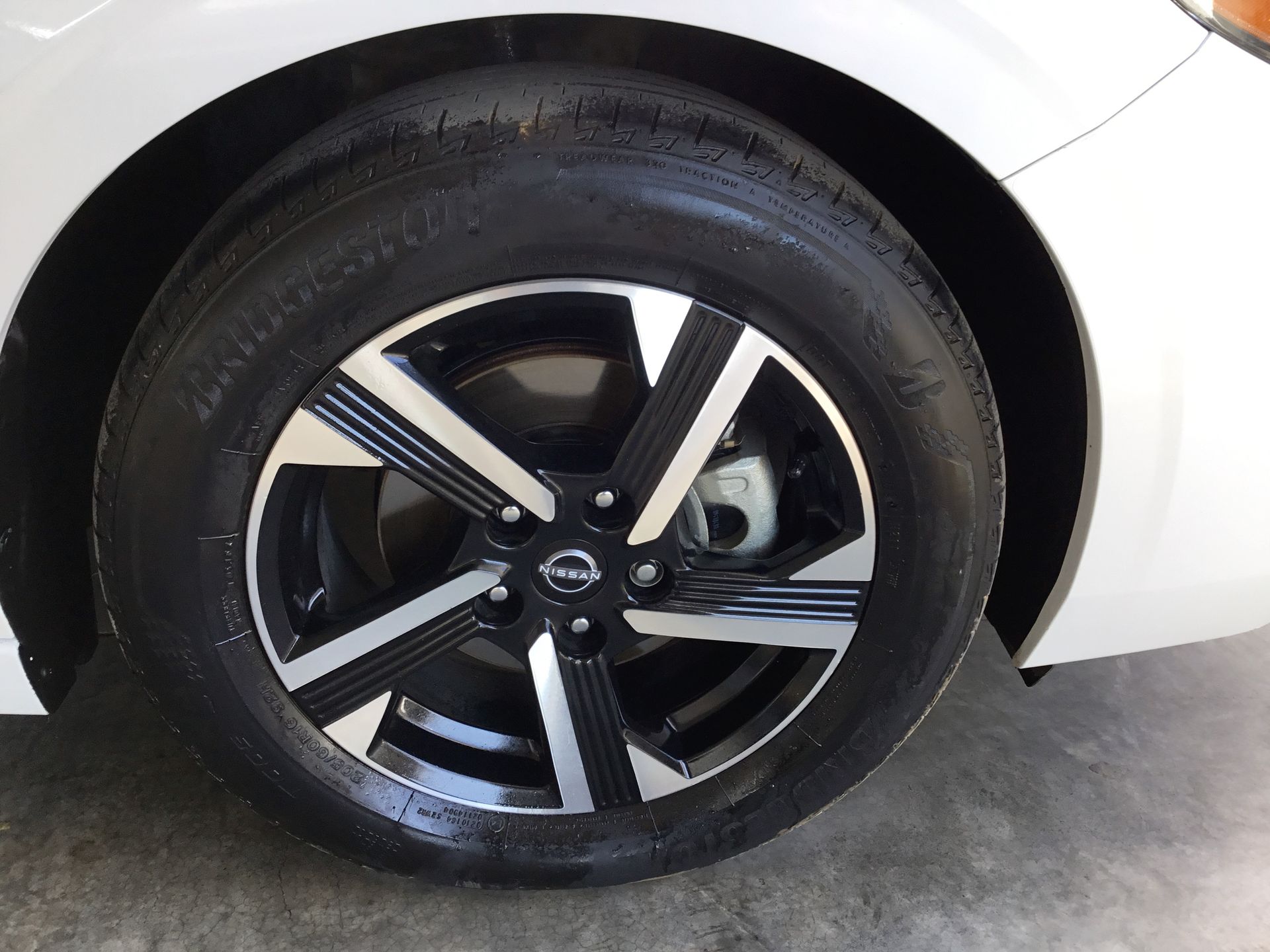 2024 Nissan SENTRA ADVANCE CVT 24