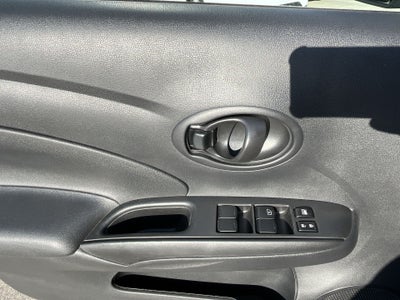 2022 Nissan VERSA MT AC 1.6L 22