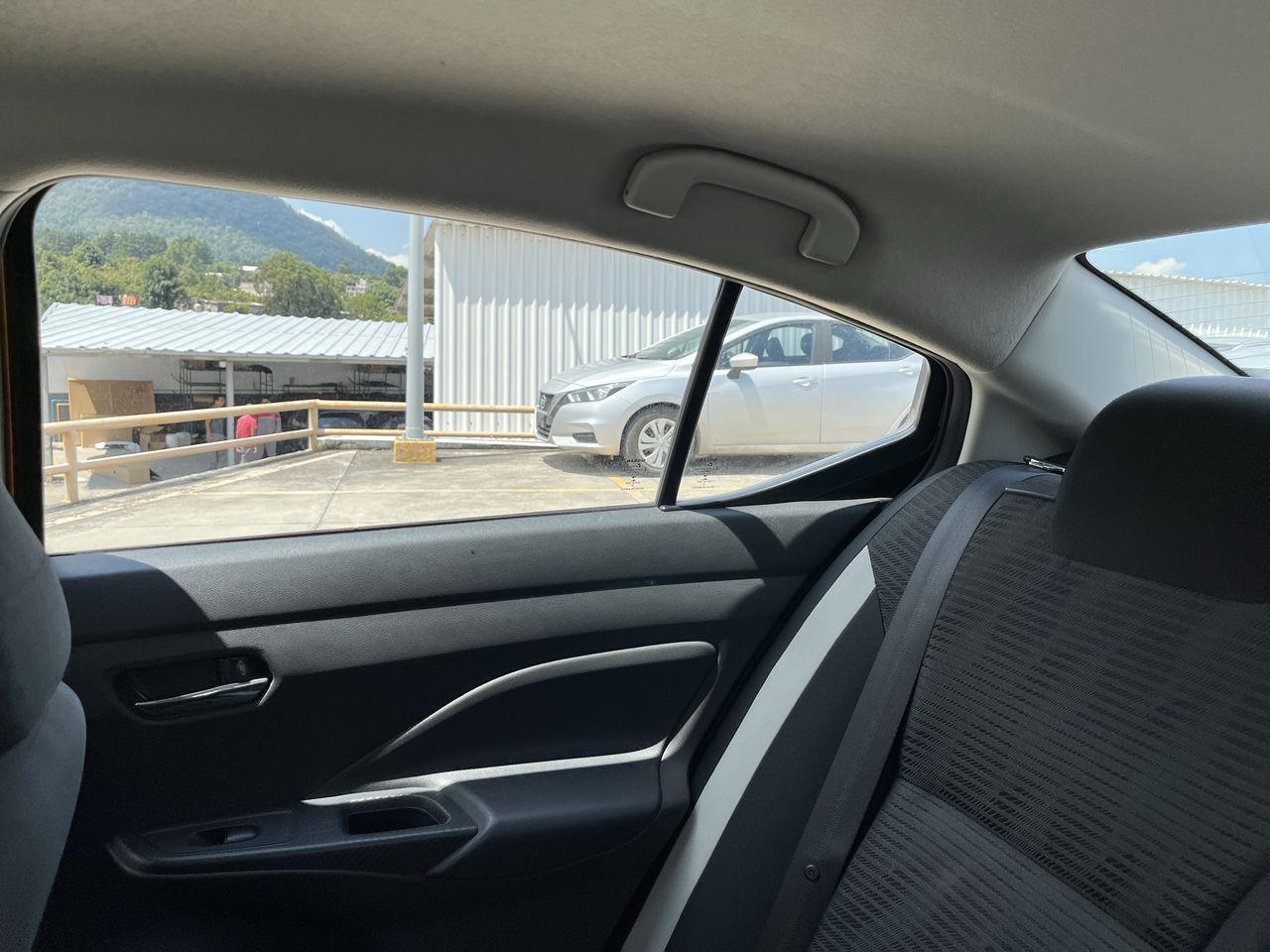 2020 Nissan VERSA ADVANCE CVT