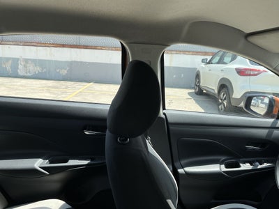 2020 Nissan VERSA ADVANCE CVT