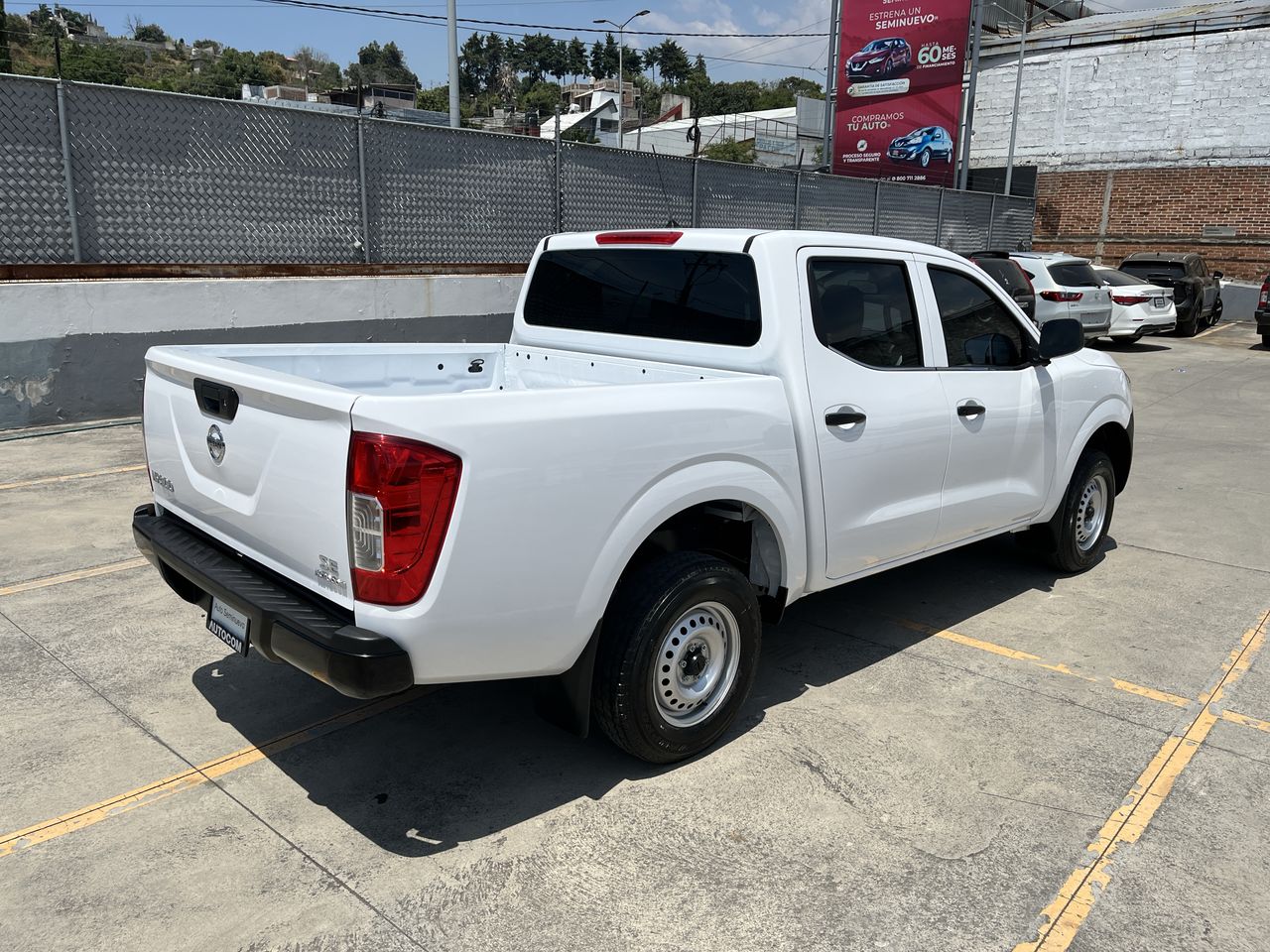 2020 Nissan FRONTIER NP300 DOBLE CABINA SE AC PAQ SEG