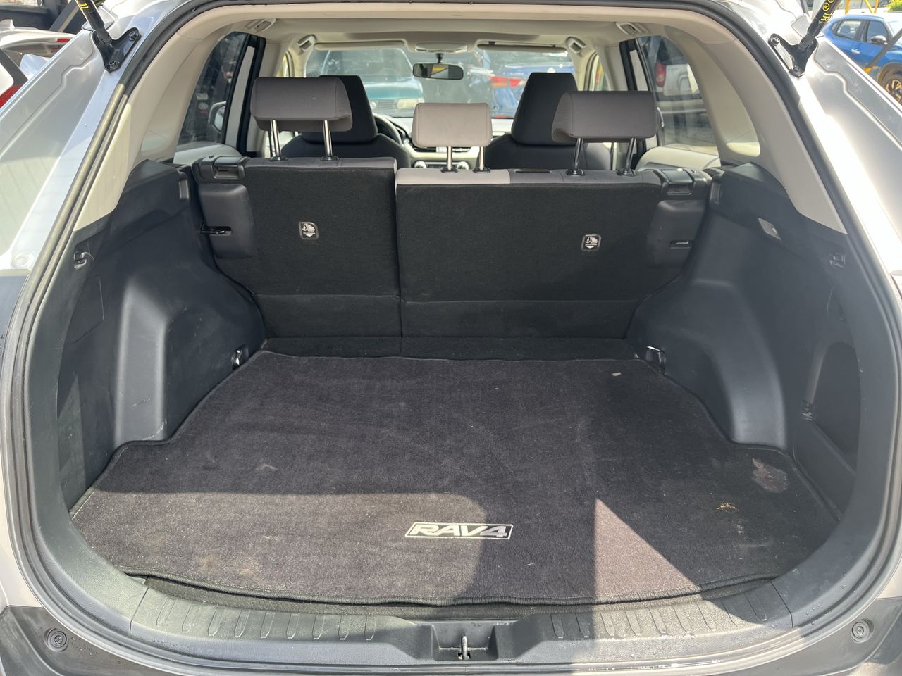 2020 Toyota RAV4 RAV4 AWD XLE