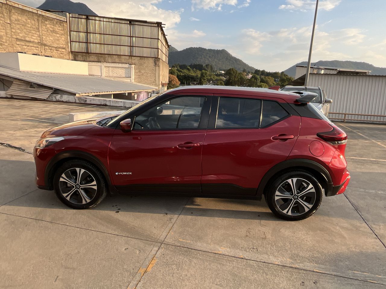2023 Nissan KICKS ADVANCE E-POWER 23