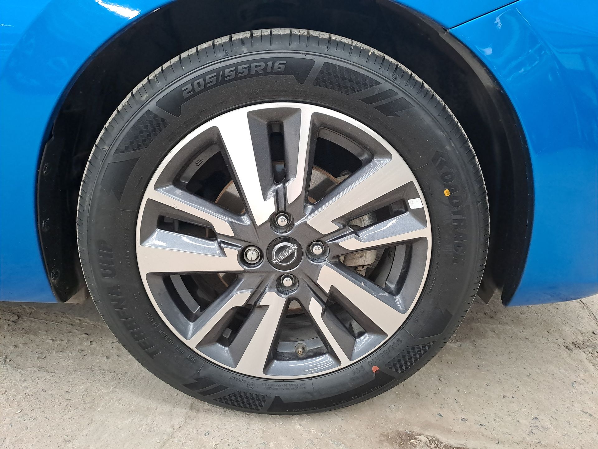 2023 Nissan VERSA ADVANCE CVT 23