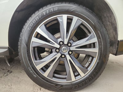 2018 Nissan PATHFINDER EXCLUSIVE