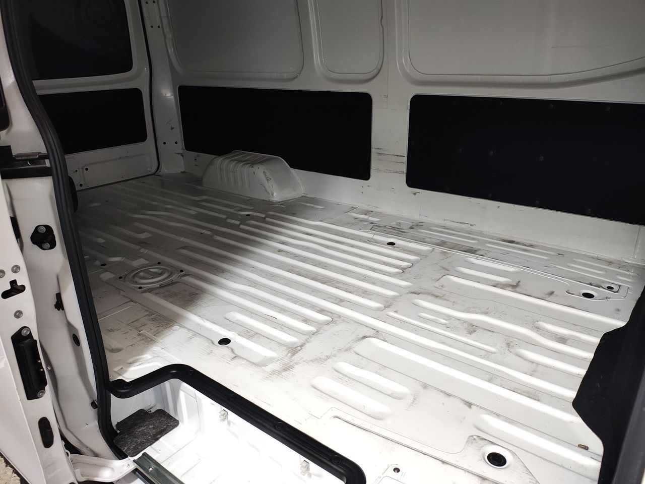 2024 Nissan NV350 PANEL AMPLIA AA 24