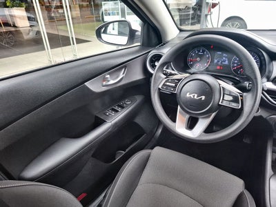 2023 Kia FORTE LX IVT