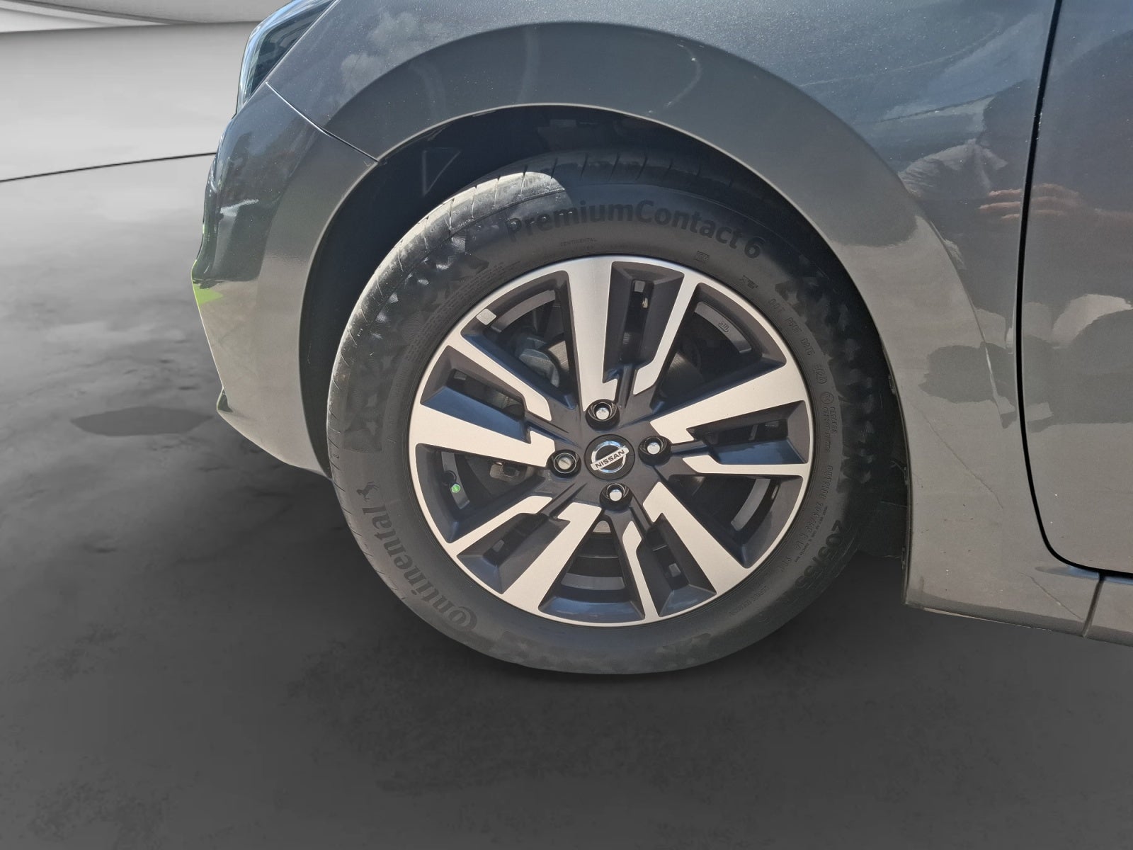 2022 Nissan VERSA VERSA ADVANCE CVT