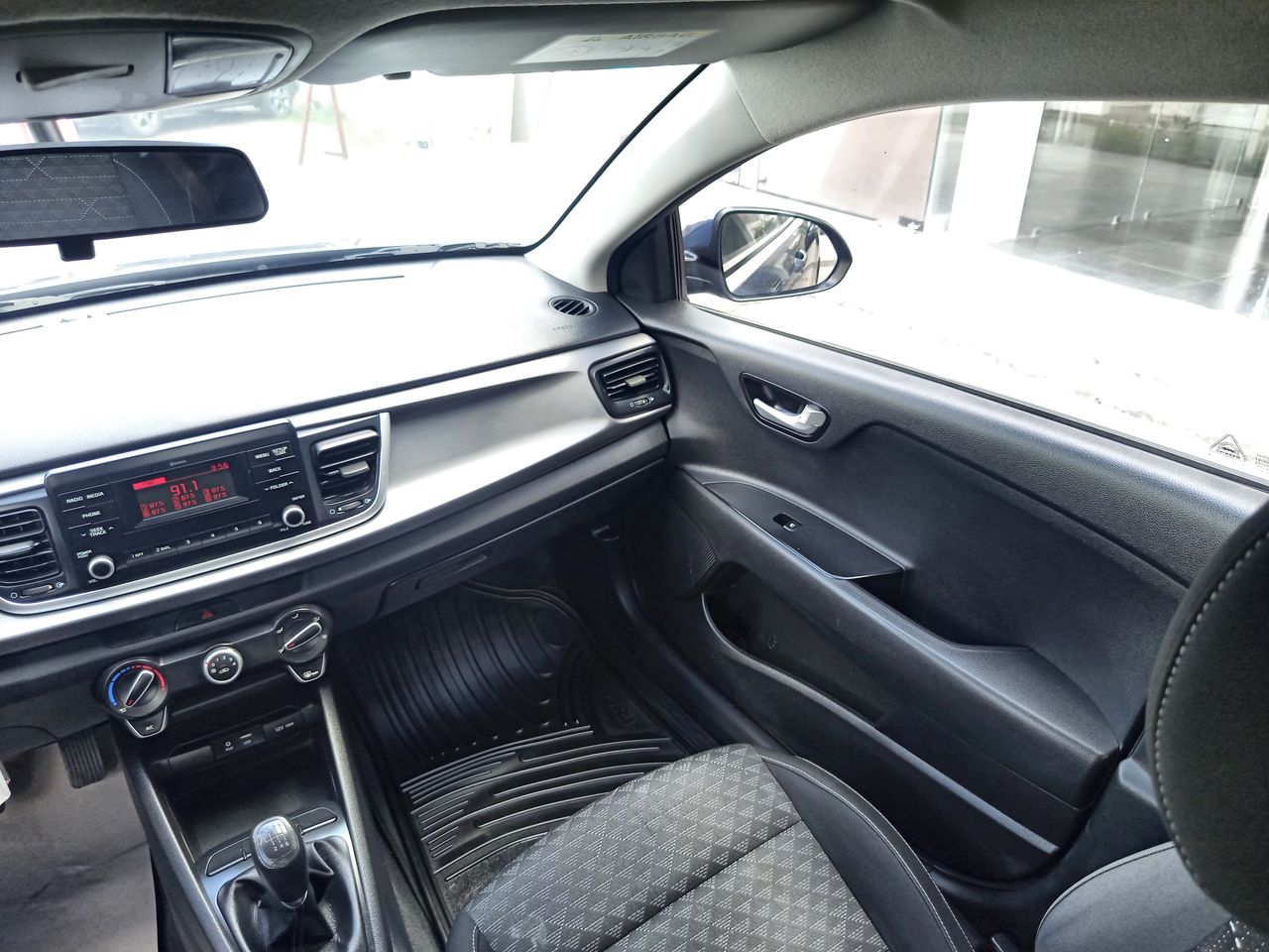 2019 Kia RIO SEDÁN 1.6L L TM