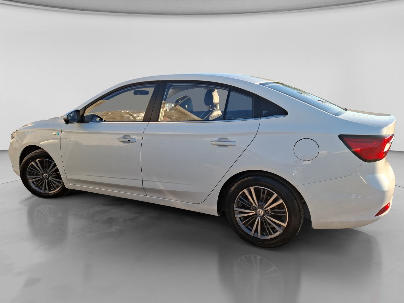 2023 MG MG 5 1.5L DEL ELEGANCE AT